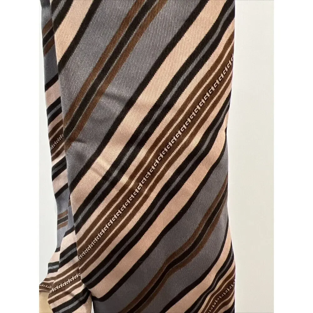 VTG Gucci Striped ALL SILK Neck Tie‎ Preppy Designer Logo
